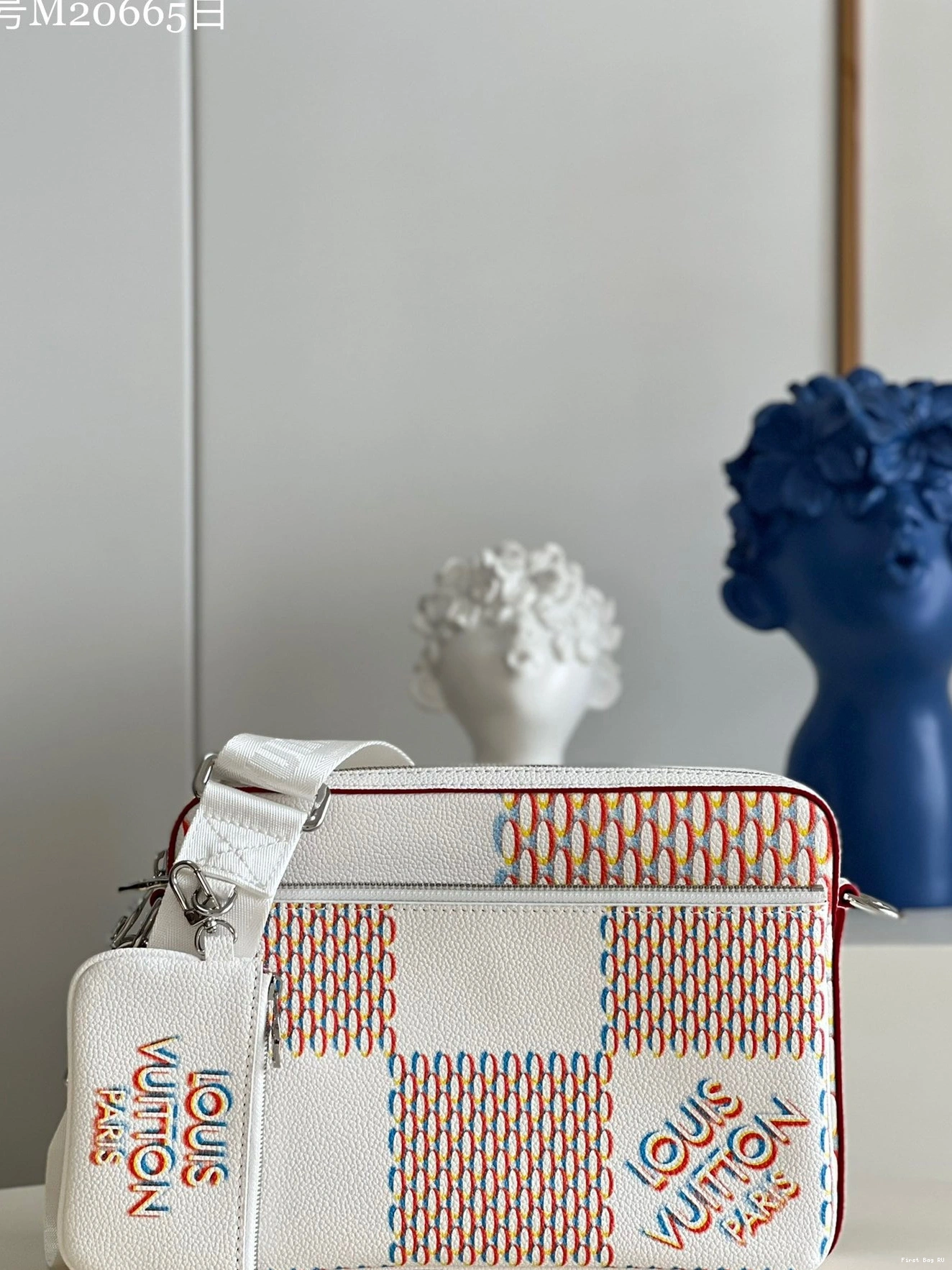 Firstbag MESSENGER VUITTON TRIO LOUIS 0810